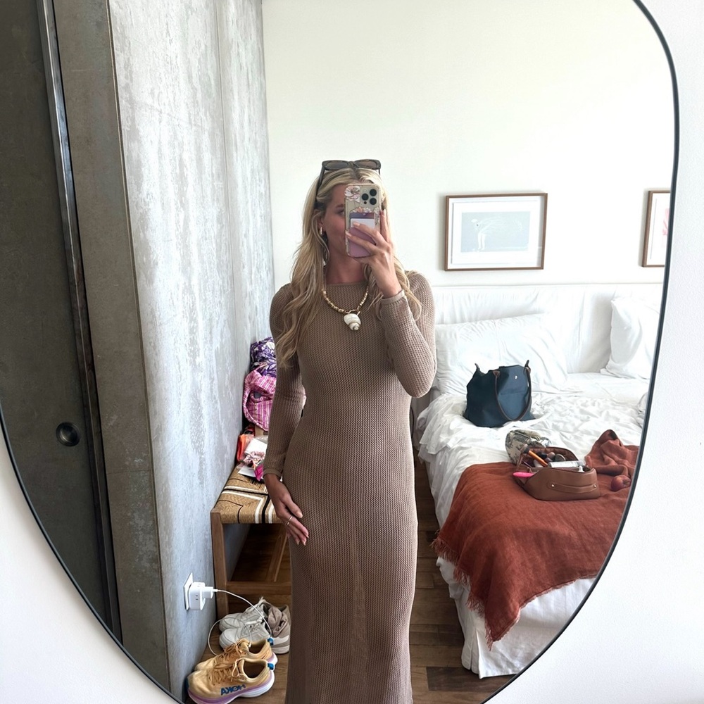 Elegant Tan Knit Dress